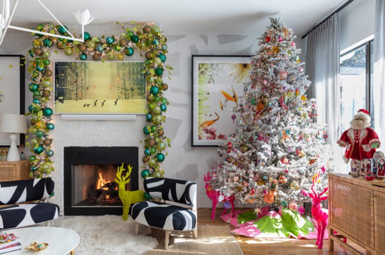 Five Tips for Hiring Professional Holiday Decorators